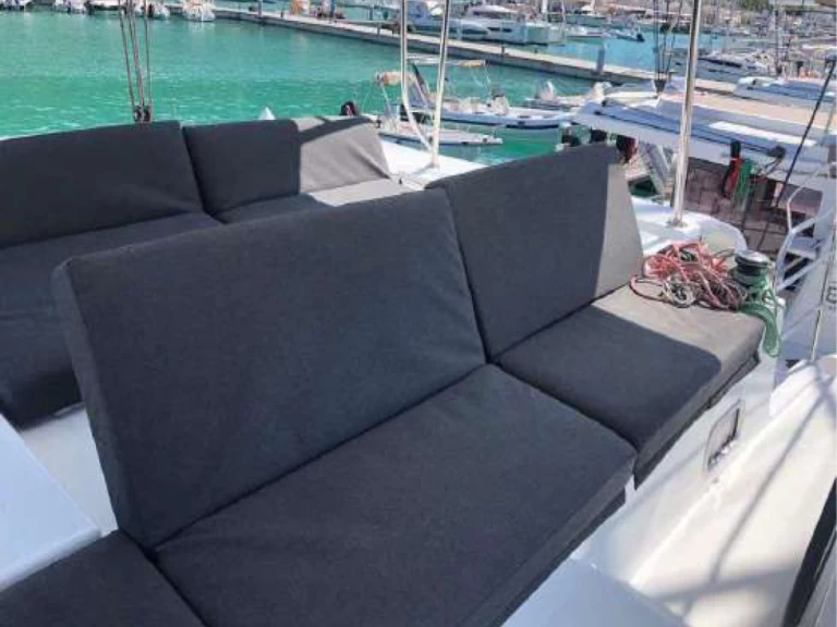 Huur Catamaran met of zonder schipper Lagoon in Capo d'Orlando