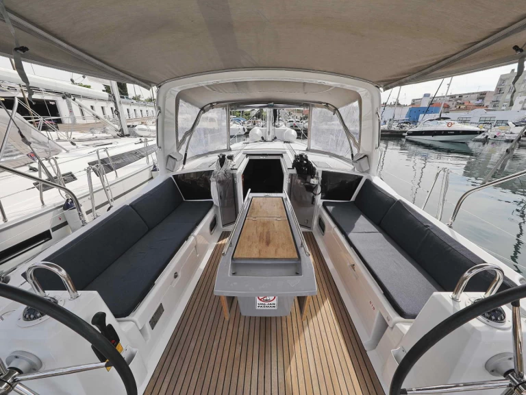 Bootverhuur Bénéteau Oceanis 41.1 in Zadar via SamBoat