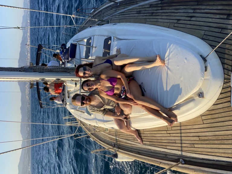 Bootverhuur Bénéteau Oceanis 461 Clipper in Barcelona via SamBoat