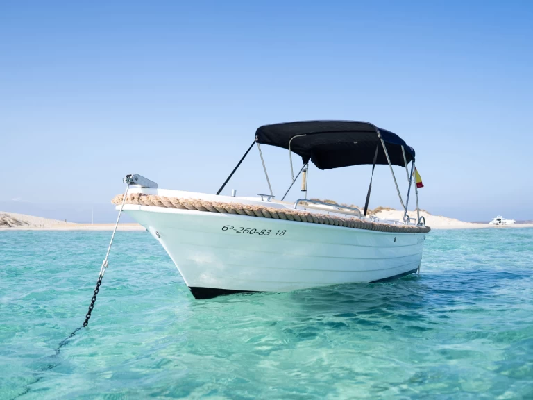 Motorboot te huur in La Savina voor de beste prijs