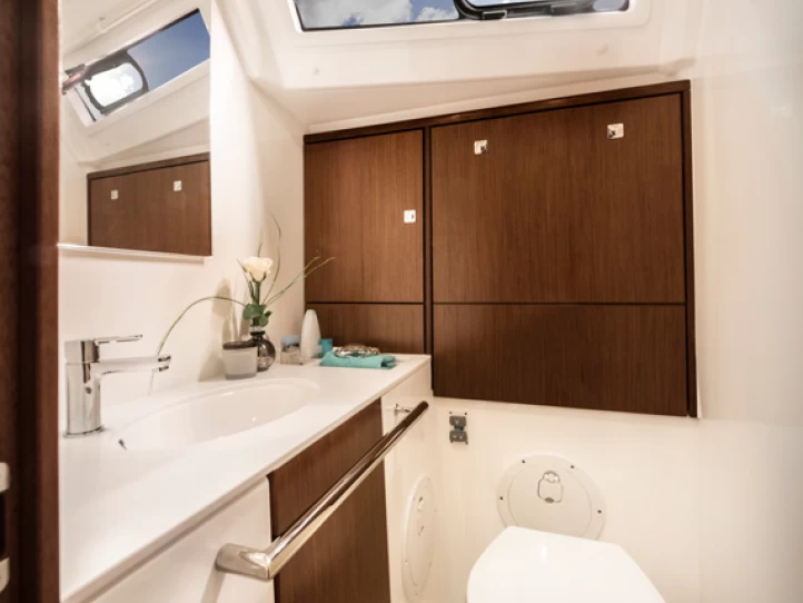 Huur Zeilboot met of zonder schipper Bavaria in Trogir