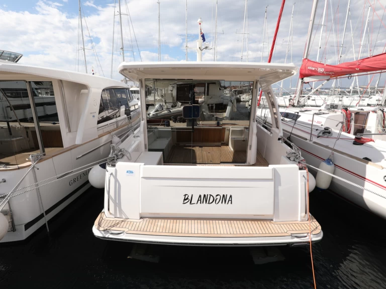 Verhuur Jacht Greenline Yachts met vaarbewijs