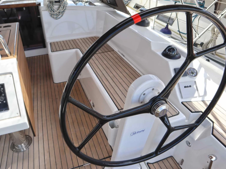 Huur een Bavaria Bavaria C42 in Paros (Eiland)