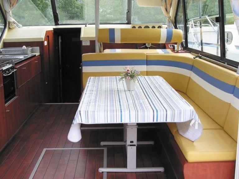 Verhuur Woonboot Sedan met vaarbewijs