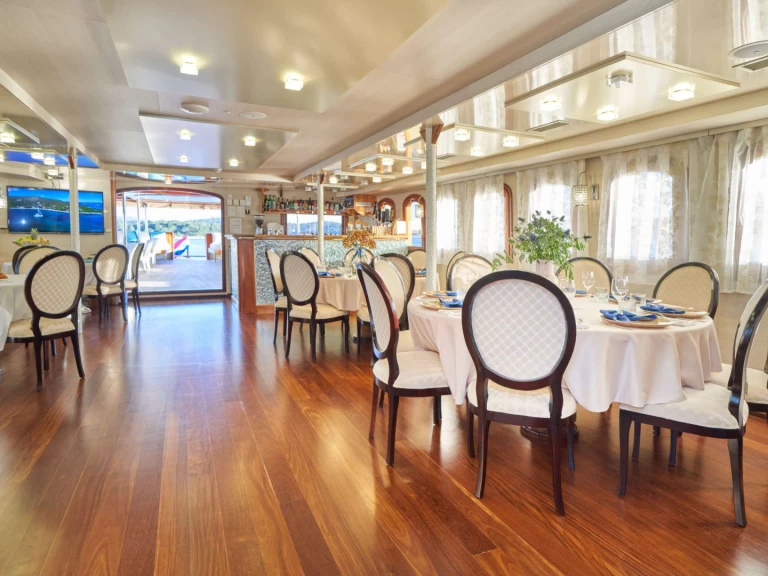 Jachthuur in Split - Custom CASABLANCA via SamBoat