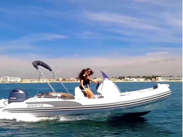 RIB te huur in Palavas-les-Flots voor de beste prijs