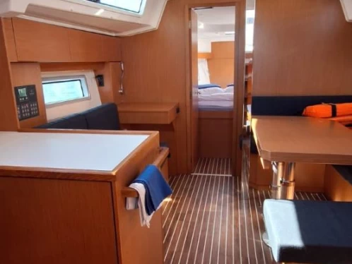 Verhuur Zeilboot Bavaria met vaarbewijs