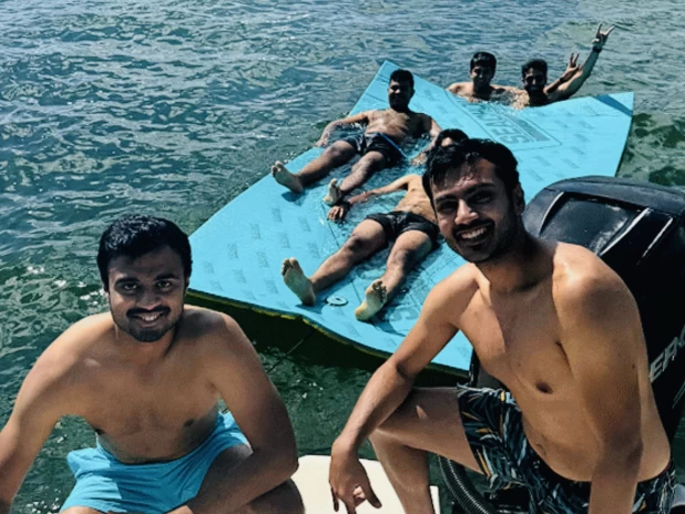 Verhuur Motorboot in Miami - Sea Ray Sea Ray 270 Sundeck Outboard