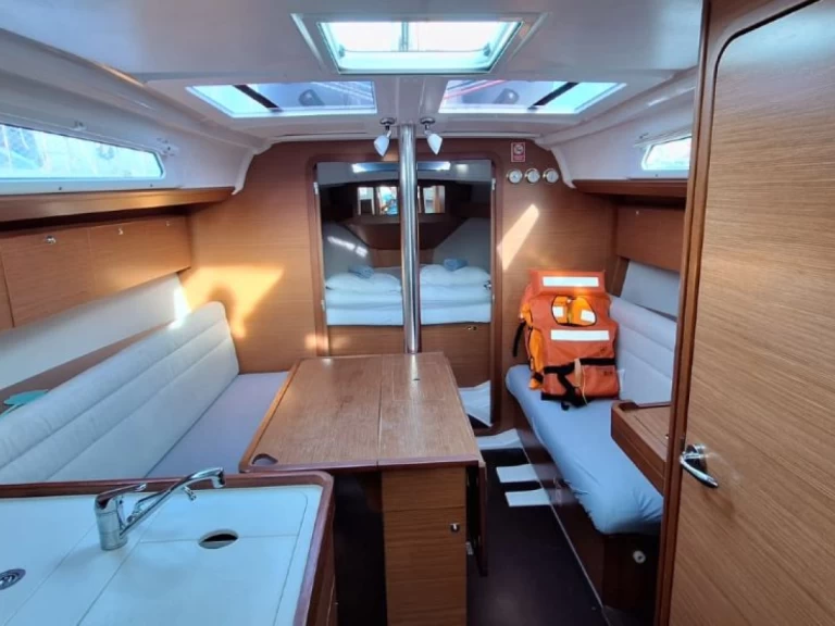 Verhuur Zeilboot in Trogir - Dufour Dufour 360 Grand Large