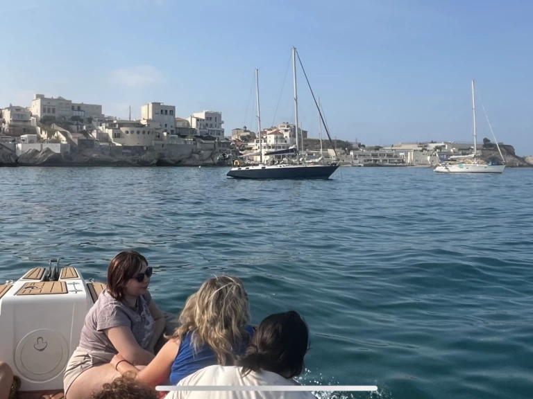 Motorboot te huur in Marseille voor de beste prijs