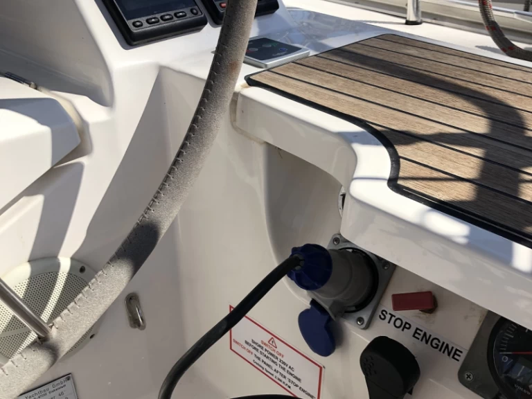 Zeilboot te huur in Álimos voor de beste prijs