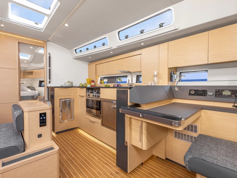 Huur een Hanse Hanse 460 in Sukošan