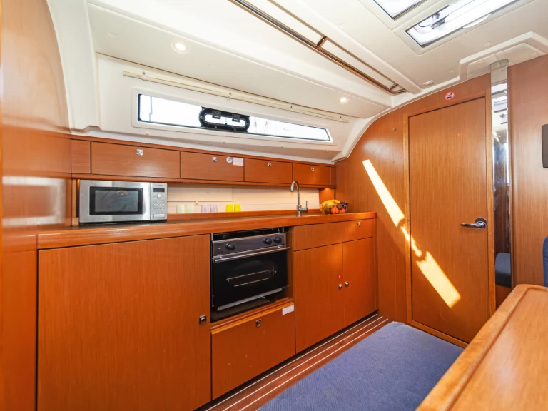 Huur Zeilboot met of zonder schipper Bavaria in Deme of Volos