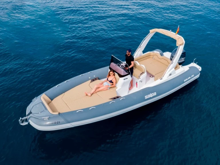 Bootverhuur Salpa Salpa Soleil 26 in Roses via SamBoat