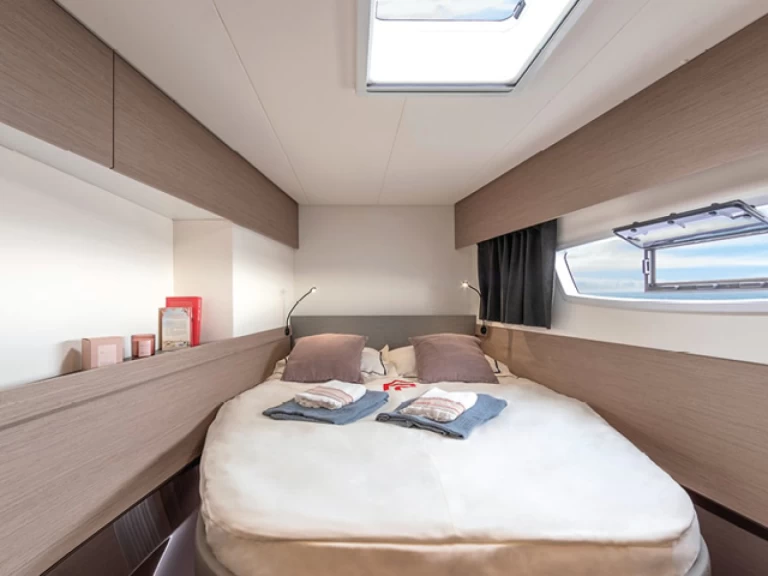 Jachthuur in Paros (Eiland) - Fountaine Pajot Elba 45 via SamBoat