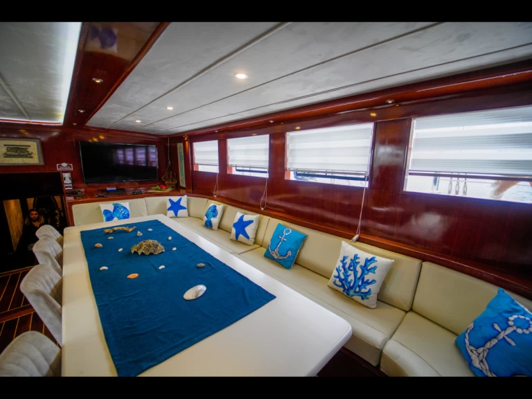  QUEEN OF RTT te huur van particulier of professional in Marmaris