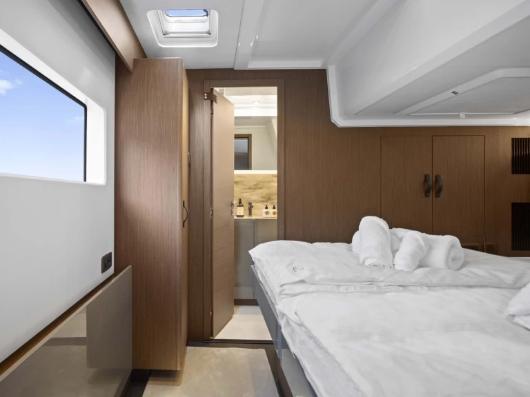 Huur Motorboot met of zonder schipper Prestige Yachts in Split