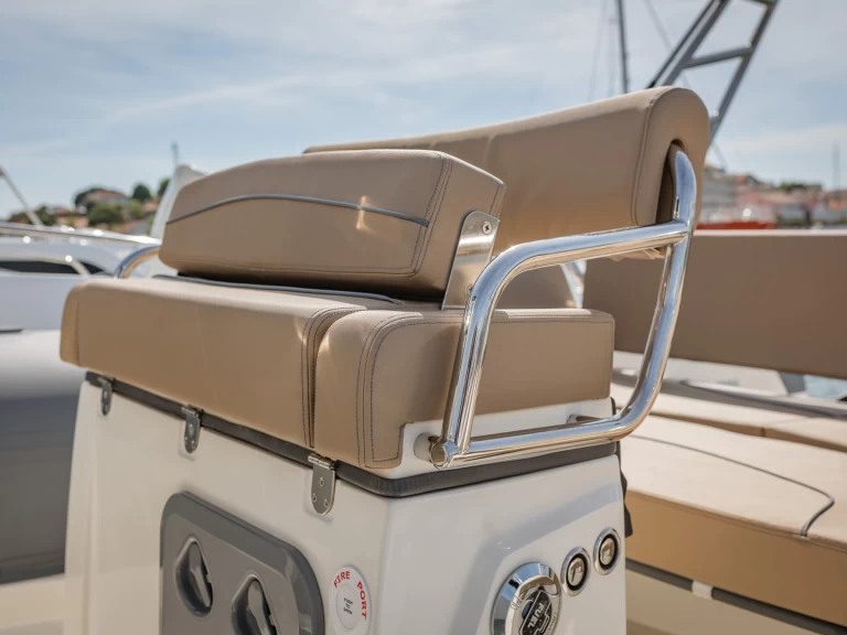 Bootverhuur Bwa Sport 26 GTO in Lège-Cap-Ferret via SamBoat