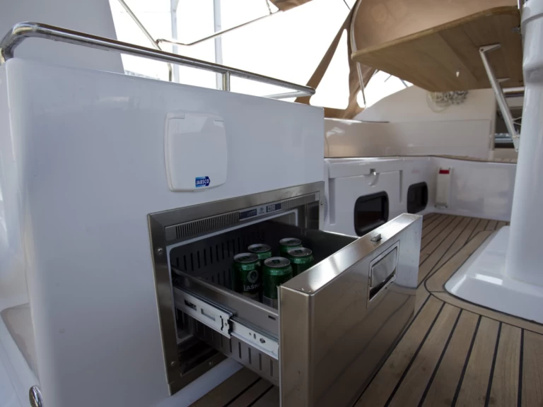 Zeilboot te huur in Pula voor de beste prijs