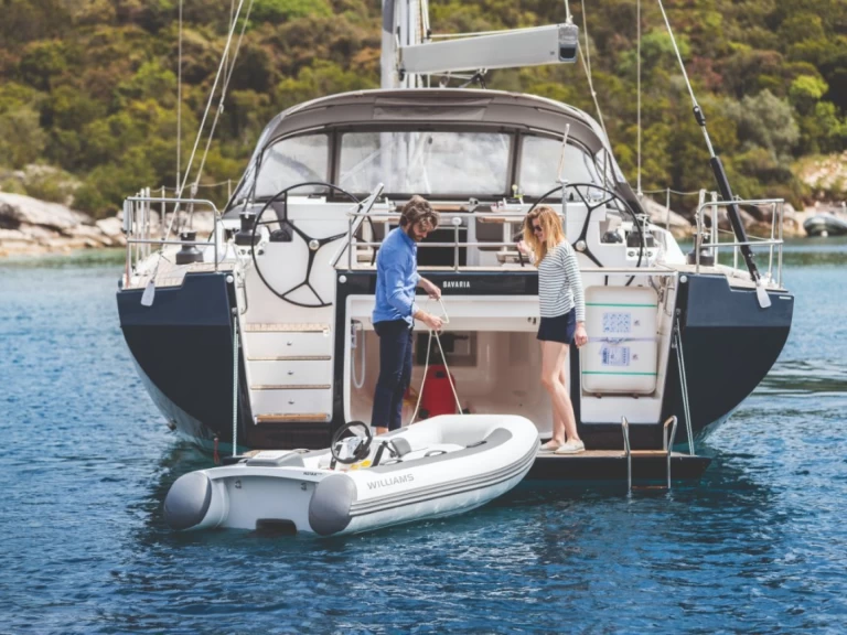 Huur Zeilboot met of zonder schipper Bavaria in Pula