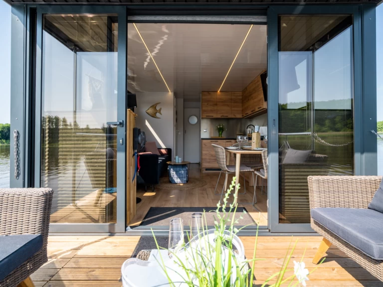 Huur Woonboot met of zonder schipper Rivo in Buchholz