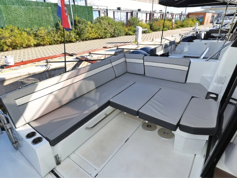 Jachthuur in Pirovac - Jeanneau Merry Fisher 1095 via SamBoat