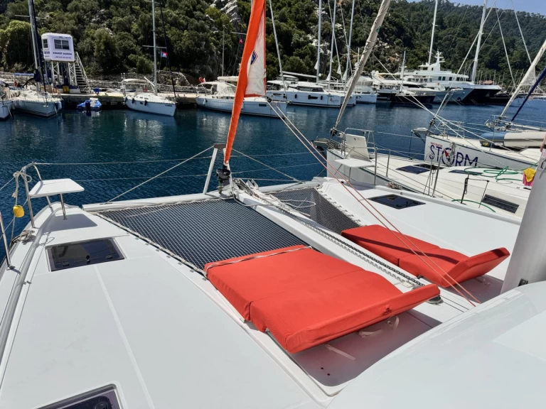 Huur Catamaran met of zonder schipper Excess in Adaköy
