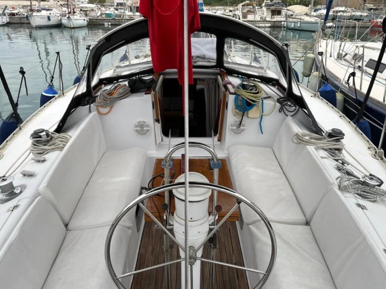 Huur Zeilboot met of zonder schipper Jeanneau in Marina di Grosseto