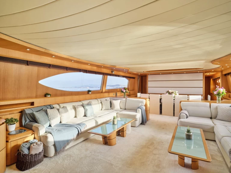 Verhuur Jacht Maiora met vaarbewijs