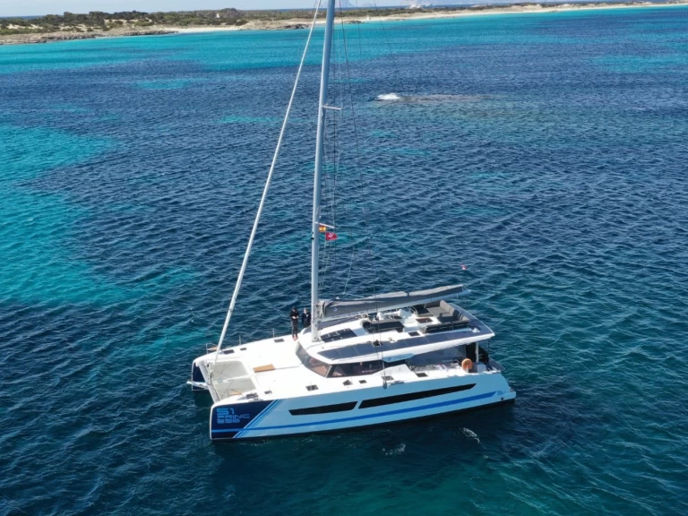 Huur een Fountaine Pajot Aura 51 in Seget Donji