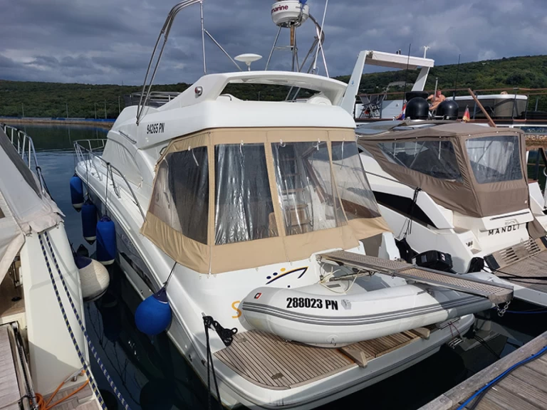 Bootverhuur Punat goedkoop Beneteau Antares 42 Fly