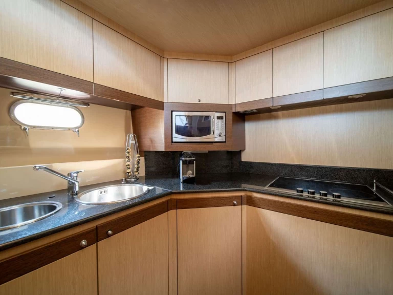 Jacht te huur in Athene voor de beste prijs