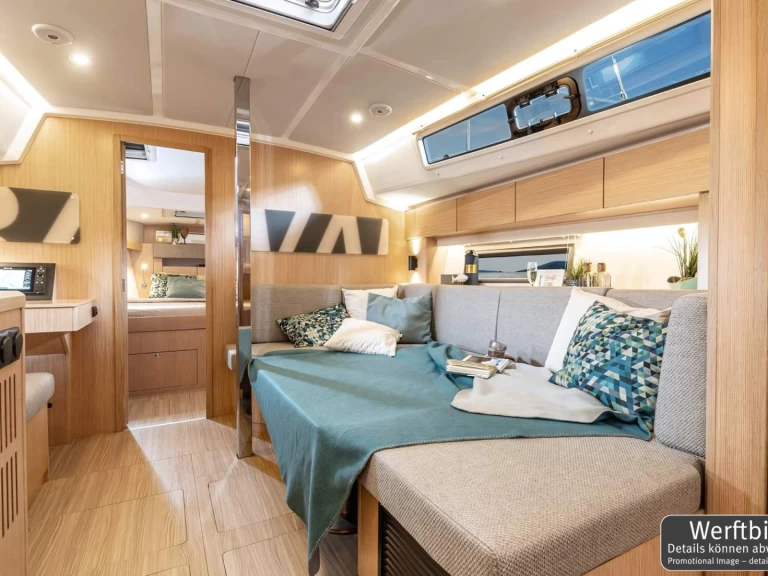 Verhuur Zeilboot in Rogoznica - Bavaria Bavaria C38