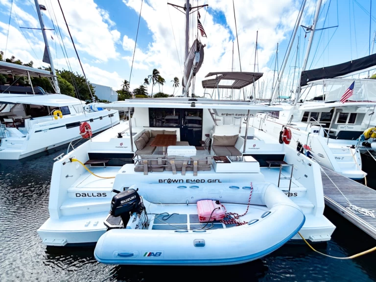 Bootverhuur Fountaine Pajot Astrea 42 in Road Town via SamBoat