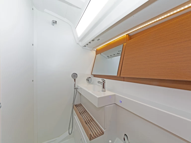 Jeanneau Sun Odyssey 440 te huur van particulier of professional in Álimos
