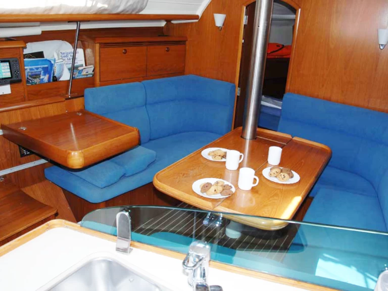 Verhuur Zeilboot in Split - Jeanneau Sun Odyssey 35