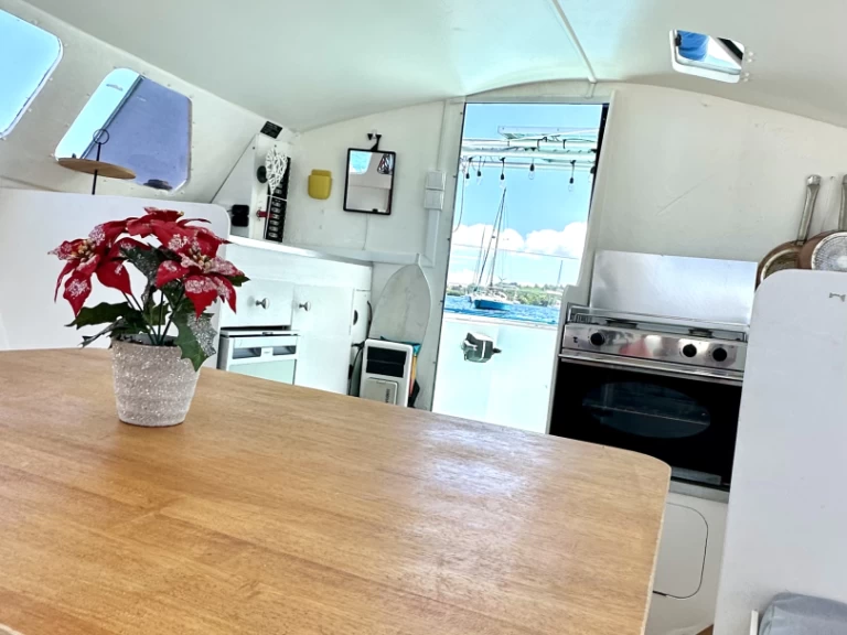 Verhuur Catamaran Fountaine Pajot met vaarbewijs