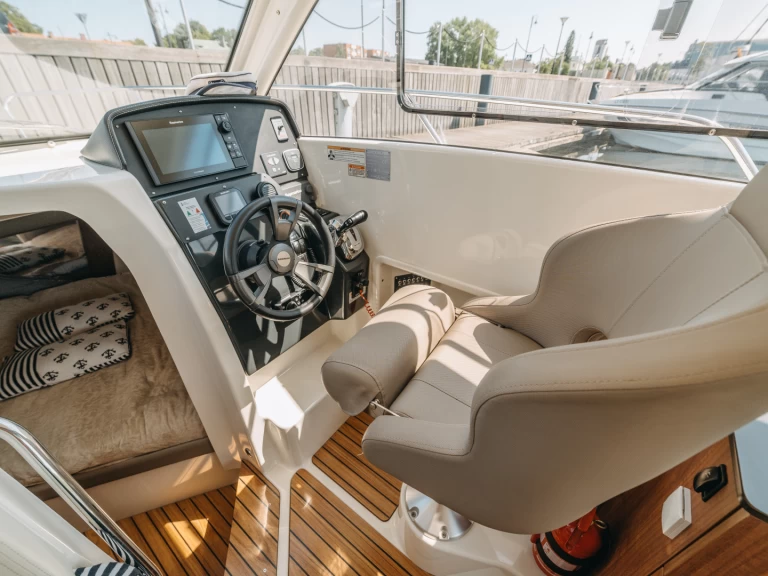 Verhuur Motorboot in Klaipėda - Quicksilver Active 755 Weekend