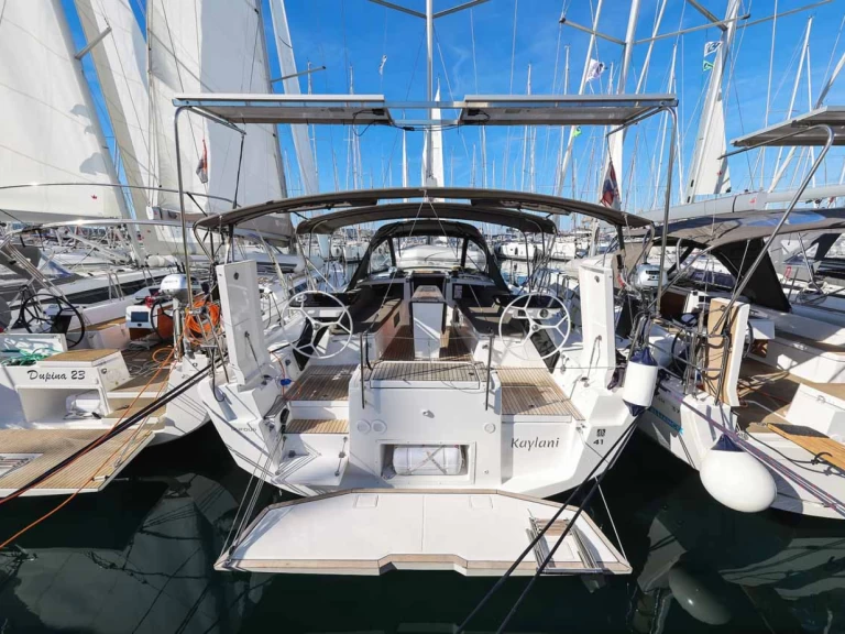 Verhuur Zeilboot in Jezera - Dufour Dufour 41 - 3 cab.