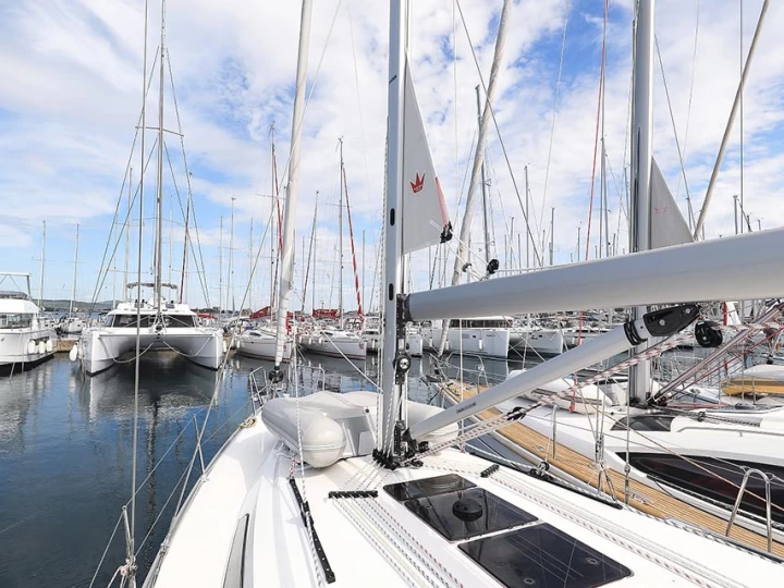 Jachthuur in Murter-Kornati - Bavaria Cruiser 41 via SamBoat