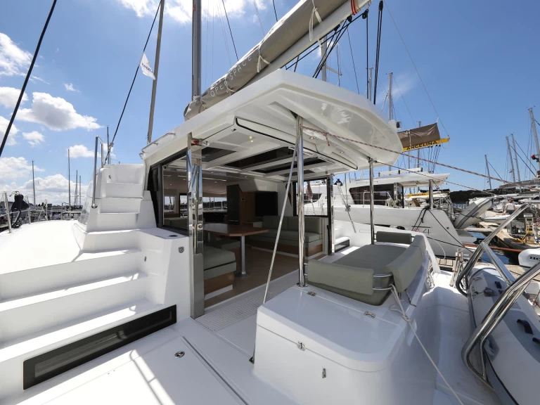 Huur een Bali Bali 4.2 in Biograd na Moru