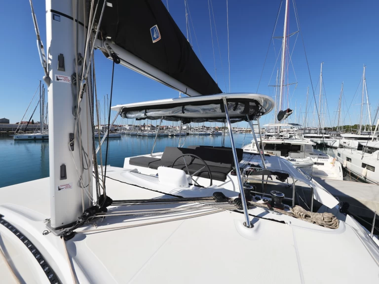 Catamaran te huur in Sukošan voor de beste prijs