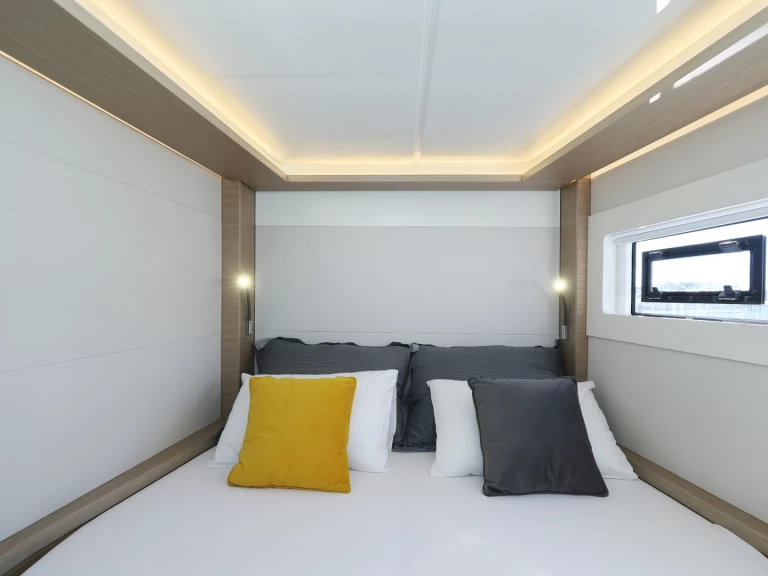 Lagoon Lagoon 46 te huur van particulier of professional in Sukošan