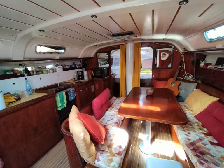 Verhuur Zeilboot Bénéteau met vaarbewijs