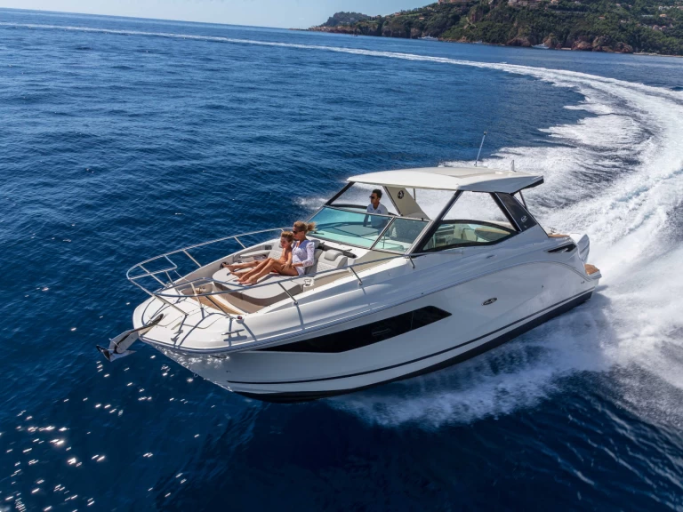 Motorboot te huur in Ayia Napa voor de beste prijs