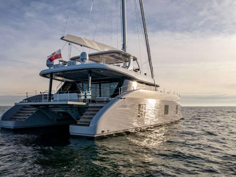 Verhuur Jacht in Glossy - Sunreef ENTRE4