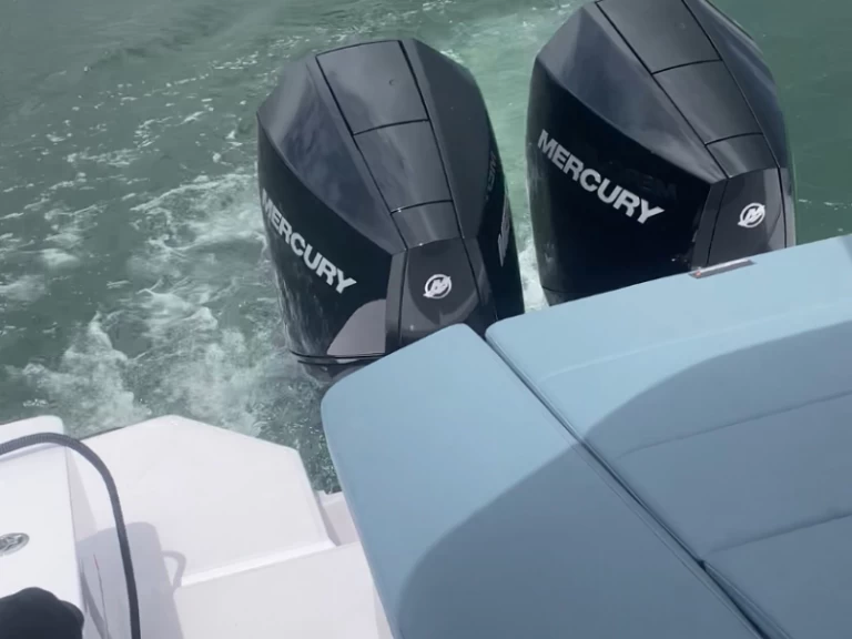 Huur Motorboot met of zonder schipper Axopar in Grand-Case