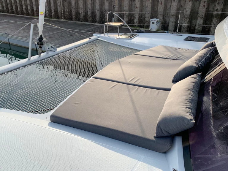 Verhuur Catamaran Fountaine Pajot met vaarbewijs