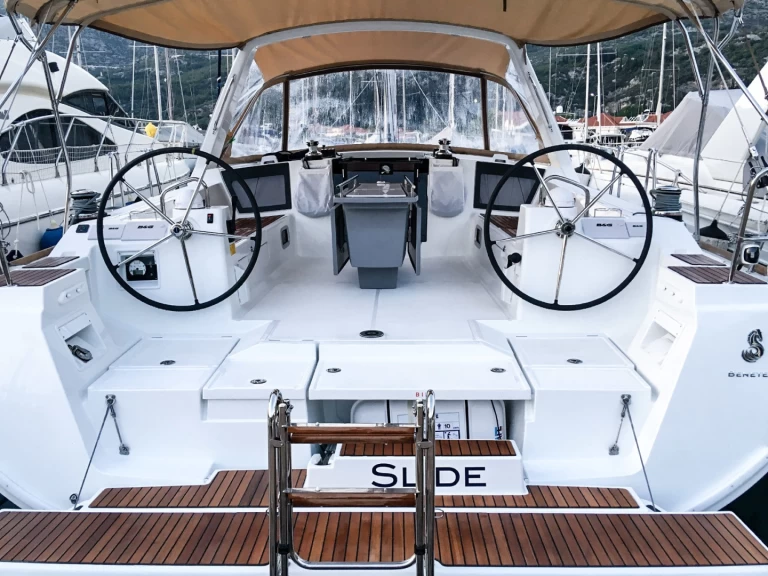 Verhuur Zeilboot in Tivat - Bénéteau Oceanis 45