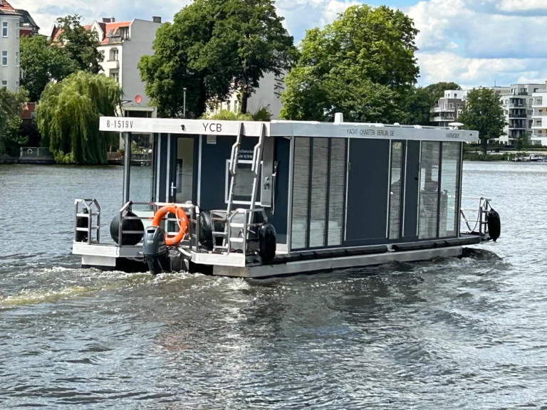 Blue Imex Trimaran Blue X AL 100 te huur van particulier of professional in Rüdersdorf